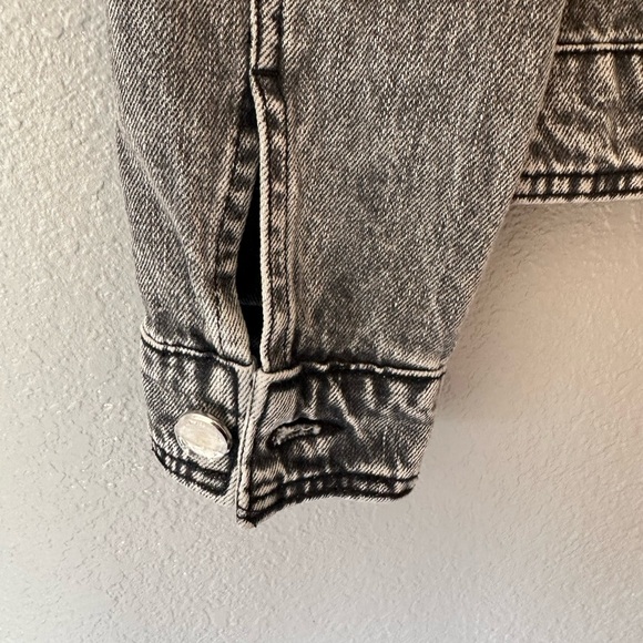 RM Rebecca Minkoff gray silver studded denim jacket women’s size s NWOT - Picture 2 of 9